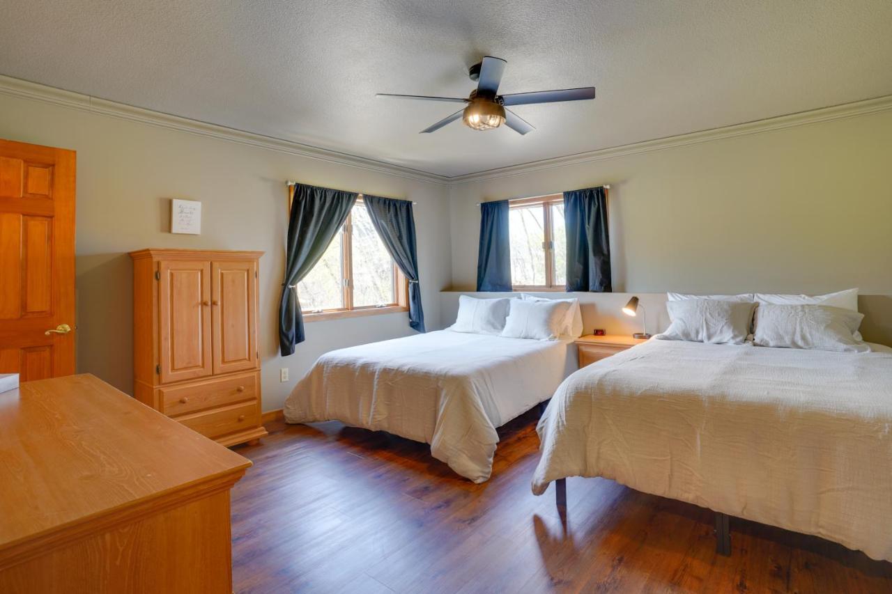 Expansive Shakopee Vacation Rental On 5 Acres! ภายนอก รูปภาพ
