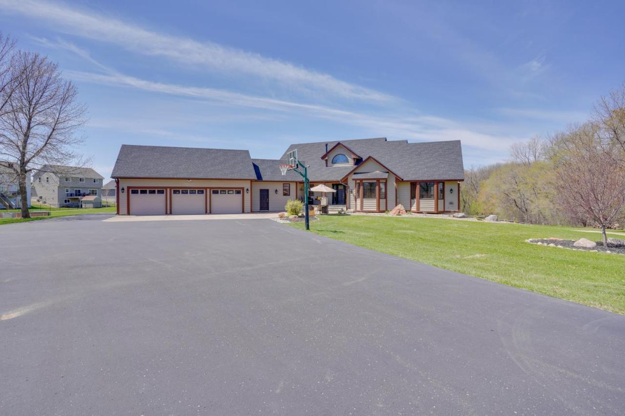 Expansive Shakopee Vacation Rental On 5 Acres! ภายนอก รูปภาพ